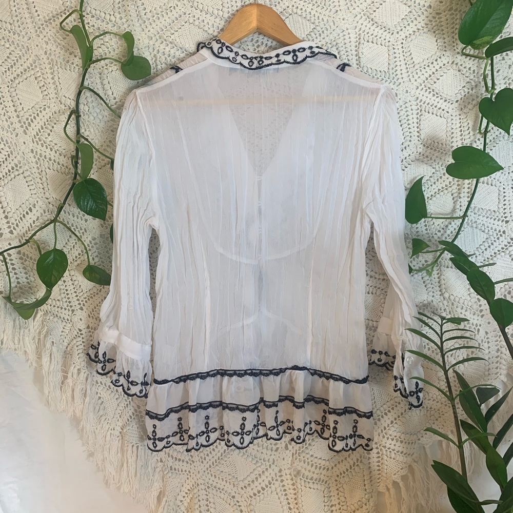 Women’s blouse - Picture 3 of 3